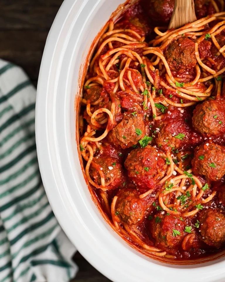 Crockpot-Spaghetti-and-Meatballs-Recipe